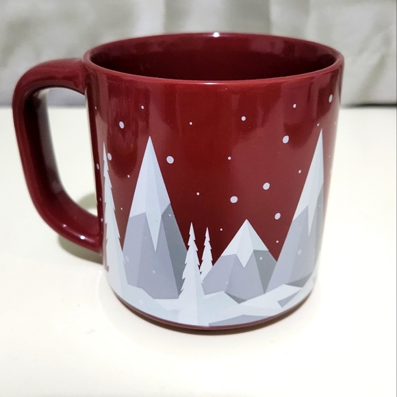 Tim Hortons polar bear winter mountains coffee mug. 2019 - Picture 6 of 7